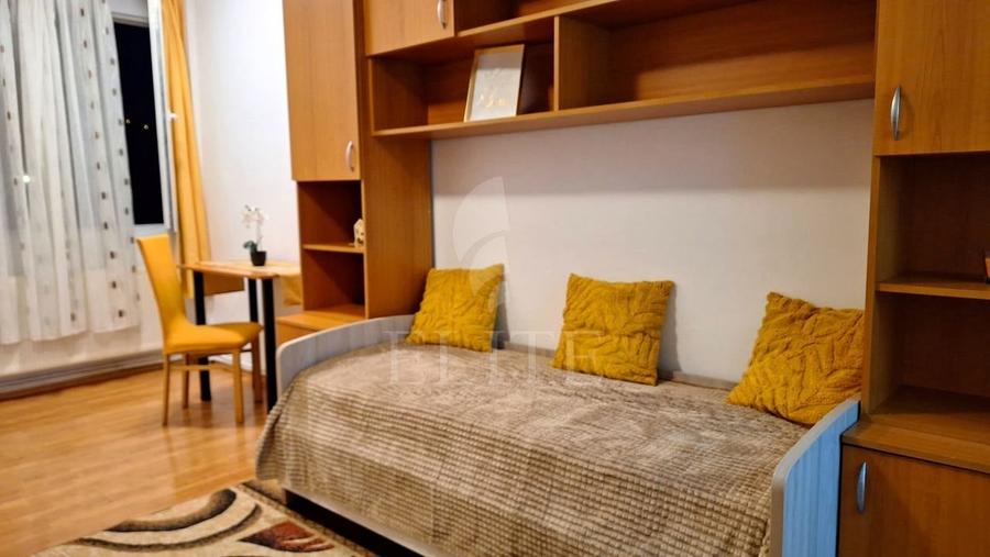 Garsoniera &icirc;n zona STRAZII OASULUI - 2