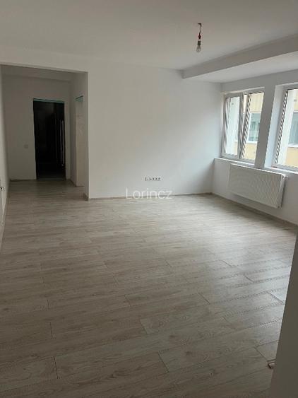 Apartament cu 2 camere str. Eroilor-Floresti Apartament cu 2 camere str. Eroilor-Floresti