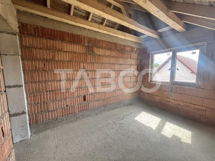 Casa individuala de vanzare constructie noua 2024 Sura Mare - 4