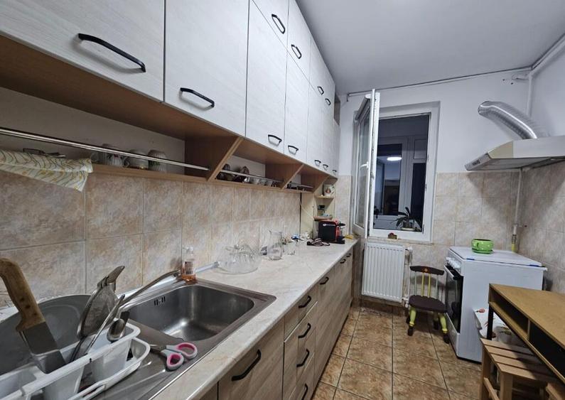 Apartament 3 camere,bloc cu lift,zona Piata Centrala - 10