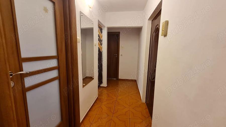 PROPRIETAR,inchiriez ap. 2 camere decomandat,cartier Strand[str.Strandului) - 9