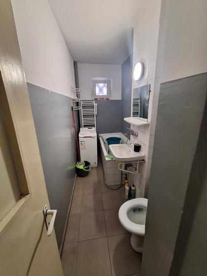 Apartament cu 2 camere semidecomandat în Complex Studențesc