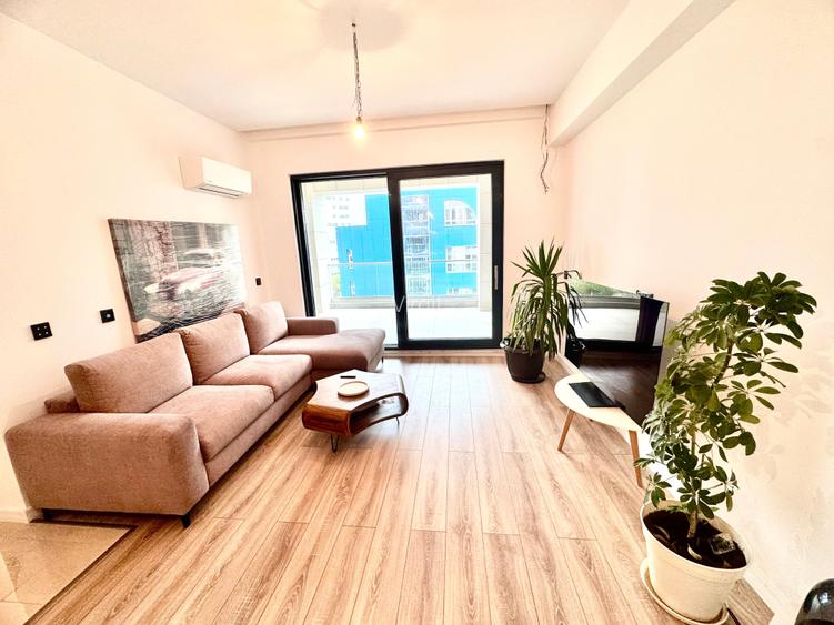 2 Camere 77 mp Zona Faleza Nord Bloc Solid House Vedere Laterală La Mare