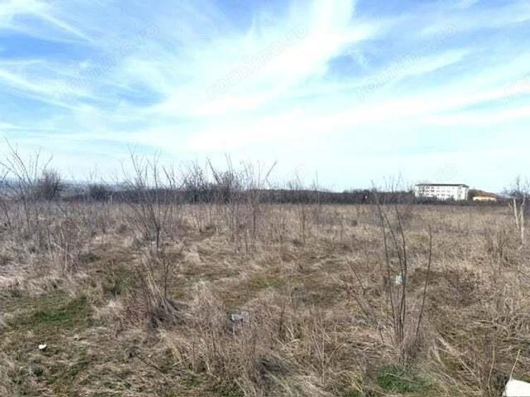 Teren intra 3297 mp Str. Regele Ferdinand pretabil cartier rezidential - 2