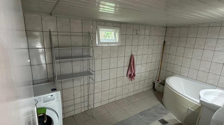 Casă cu 3 camere cu Teren 148 Mp în Colentina