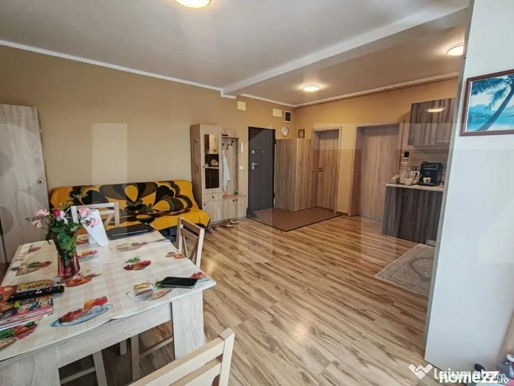 Apartament cu 3 camere decomandat în Ciarda Roșie