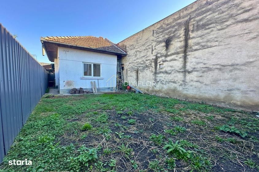 Casă cu 2 camere în Central