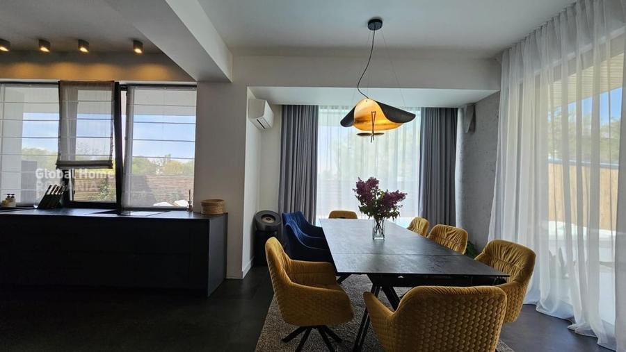 Casă cu 4 camere cu Teren 330 Mp în Corbeanca