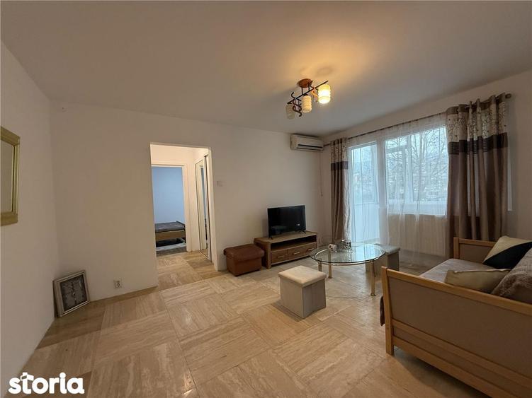 Apartament cu 2 camere, mobilat în Podu Roș