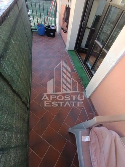 Apartament cu 2 camere semidecomandat în Ronaț