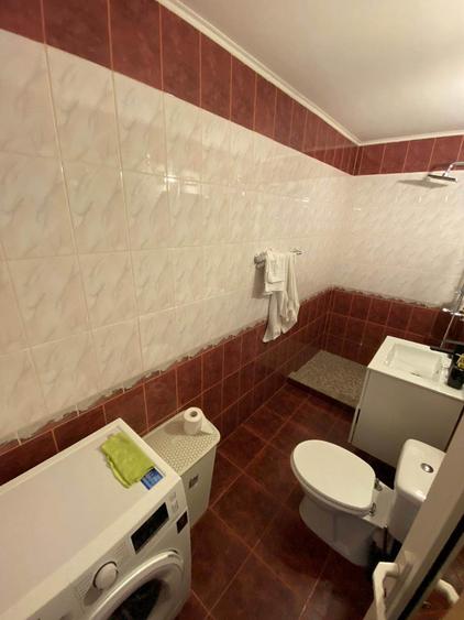 Apartament cu 3 camere decomandat în Exterior Vest