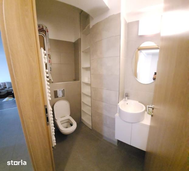 Apartament cu 3 camere în Calea București