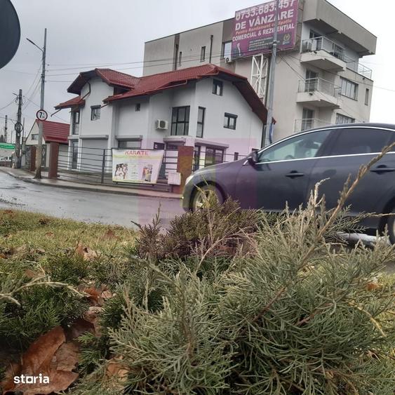 Casă cu 4 camere în Cățelu