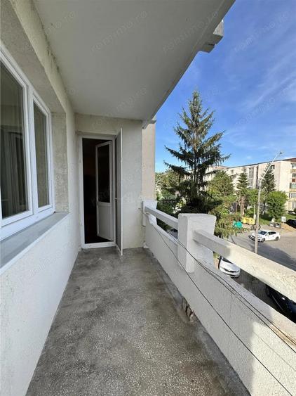 Apartament cu 3 camere decomandat în Kogălniceanu