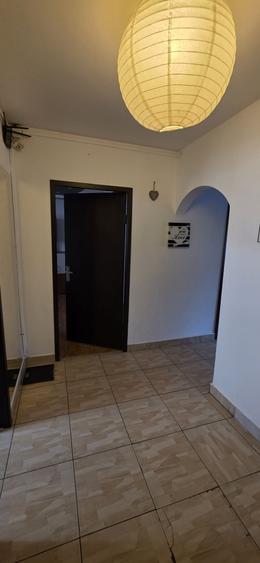 Apartament cu 3 camere decomandat în Ultracentral