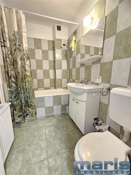 Apartament cu 2 camere decomandat în Cornișa