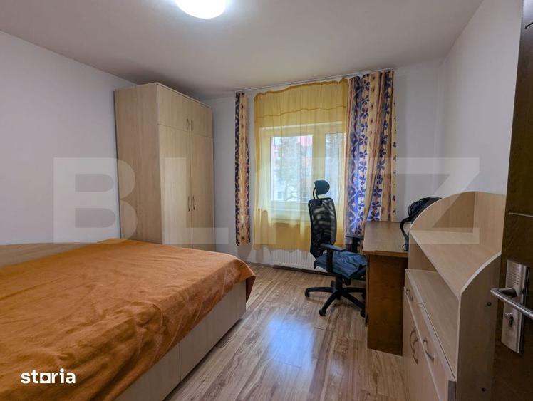 Apartament cu 4 camere decomandat în Zorilor