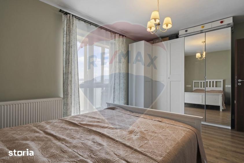 Apartament cu 2 camere decomandat în Roșu
