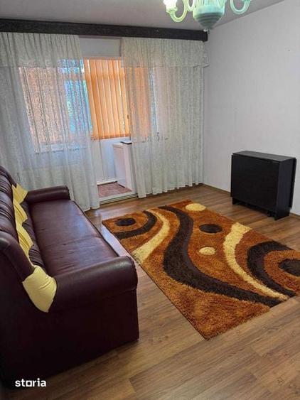 Apartament cu 3 camere, mobilat în Gării