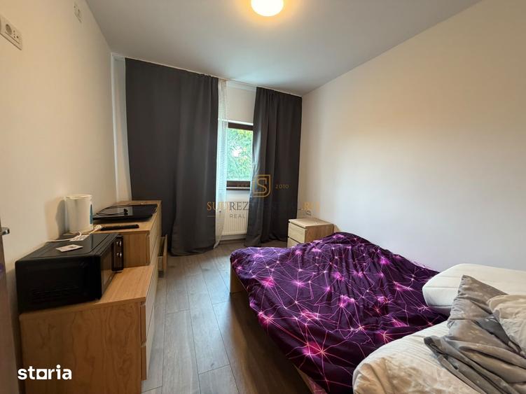 Apartament cu 4 camere decomandat în Berceni