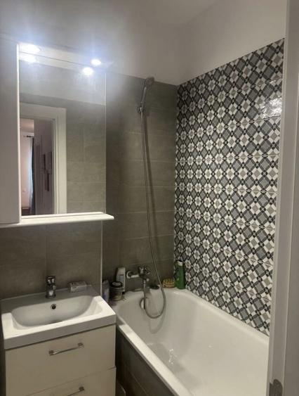 Apartament cu 2 camere decomandat în Crișan