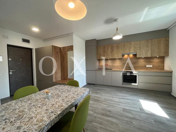 Apartament cu 2 camere semidecomandat, mobilat în Dumbrăvița