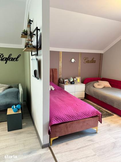 Casă cu 4 camere cu Teren 460 Mp în Hidiș