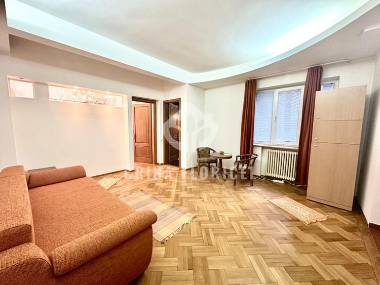 Apartament cu 2 camere semidecomandat, mobilat în Universitate
