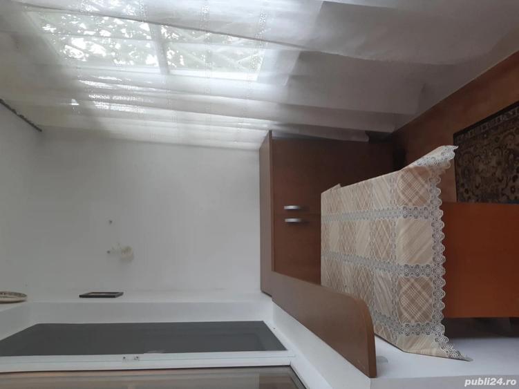 Inchiriez apartament - 3