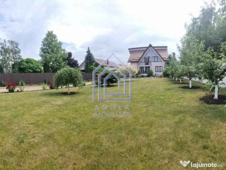 Vila de 200 mp cu anexe 40 mp si teren 1600 mp - 10