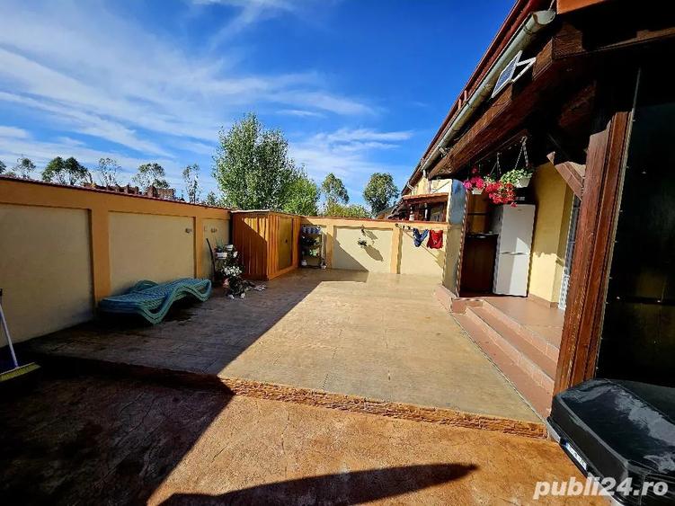 Casa 4 camere de vanzare cartierul Roua - 10