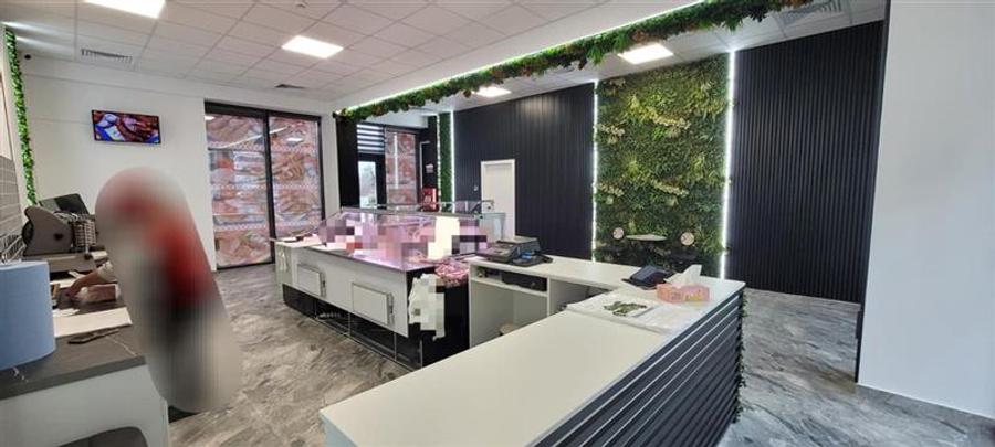 spatiu comercial cu vitrina Doamna Stanca mall Selimbar - 3