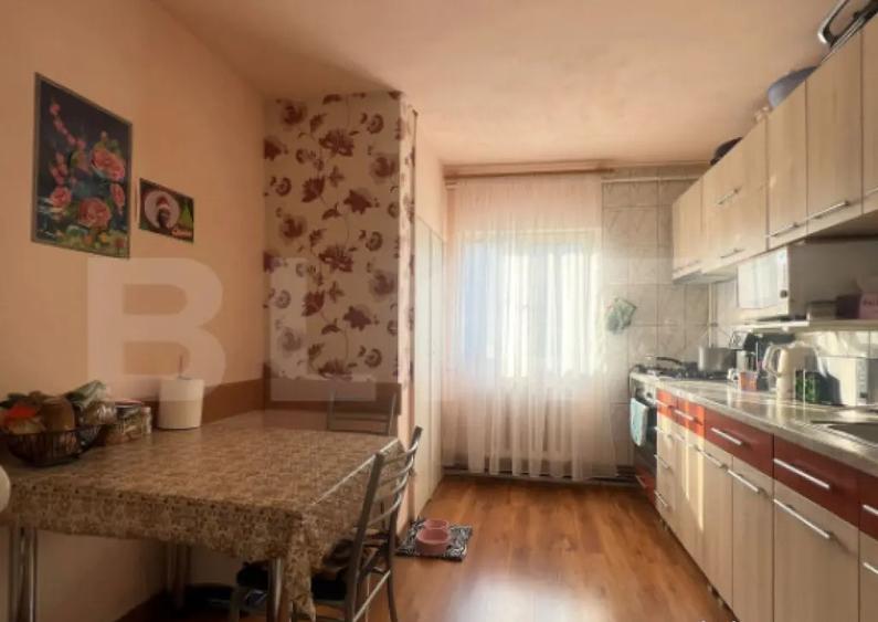 Apartament cu 4 camere, decomandat, 76 mp, zona Parcul Teilo - 3