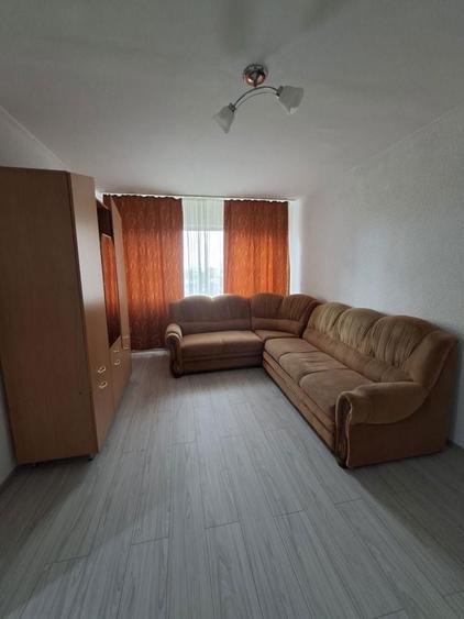 Proprietar inchiriez apartament Craiovita noua zona parculet Orizont - 6