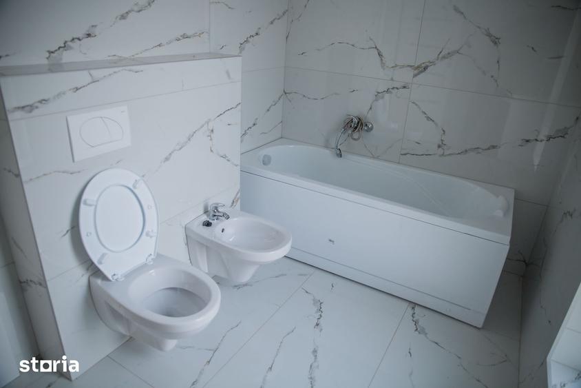 Casă cu 4 camere cu Teren 250 Mp în Central