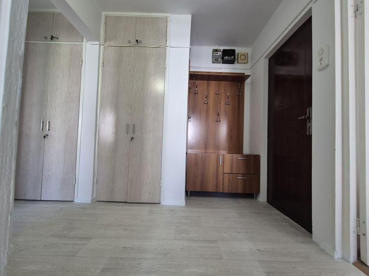 Vand apartament confort I /Decomandat/9Mai/Ploiesti/Renovat - 3