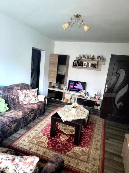 APARTAMENT 2CAMERE SEMIDECOMANDAT,STUAT LA PARTER INALT - 1