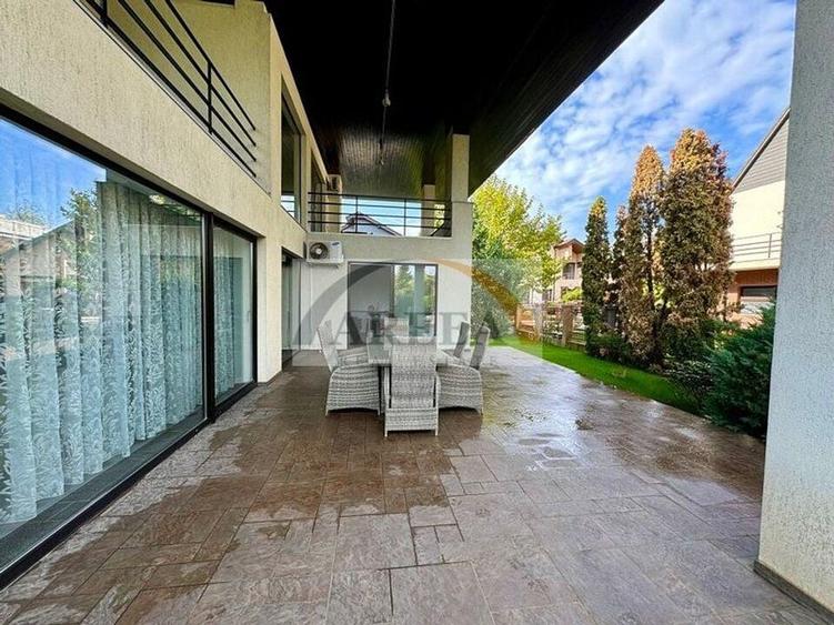 Vila lux de vanzare in cel mai dorit complex din Erou Iancu Nicolae-locatie rara - 33