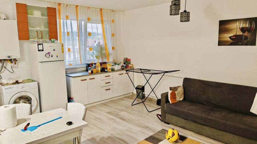 Apartament 50 mp utili zona Eroilor, parter inalt cu balcon - 3