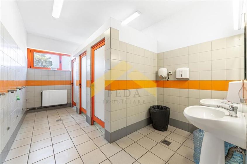 Hala de 8,560mp de vanzare in zona Micalaca - 10