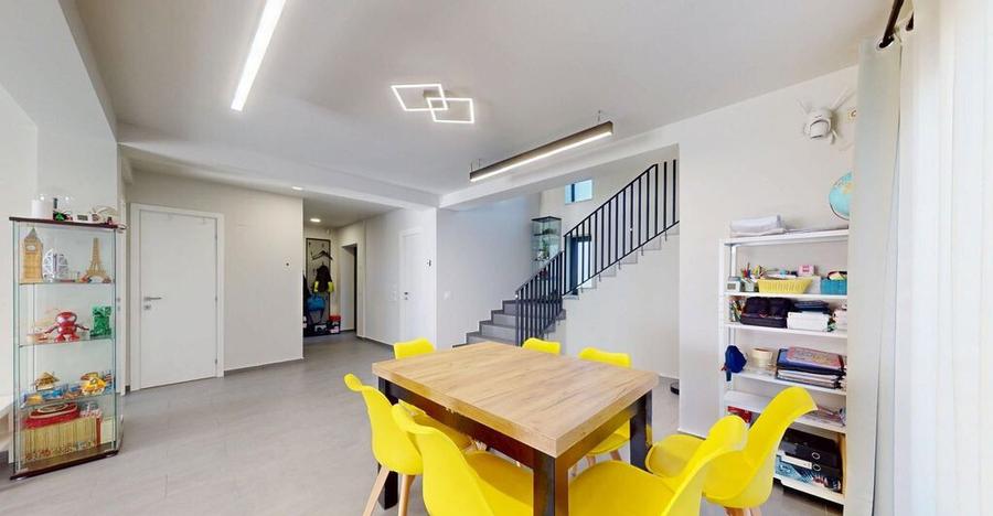 ?TEFANE?TI ?tefane?tii de Sus | Vila moderna ... - 1