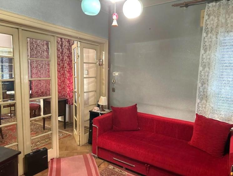 Vila D+P+E+Pod Piata Dorobanti - 2