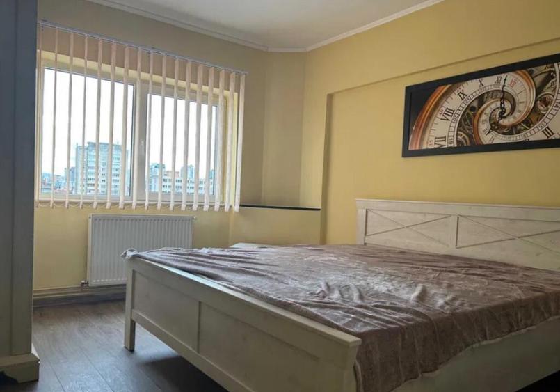 Apartament 3 camere, decomandat - zona Centru Civic - 4