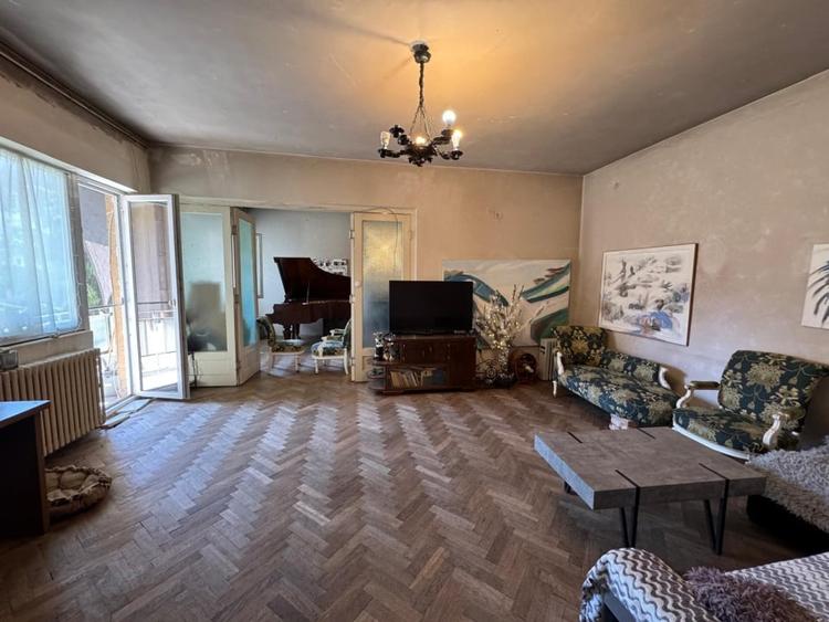 Ultracentral! Apartament de 110 mp., 3 camere în vilă , Cluj-Napoca! - 1