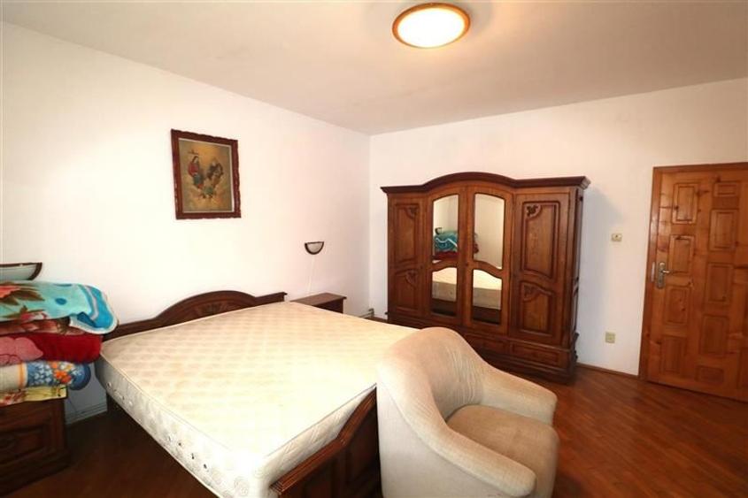 Casa 200 mp+ teren 1100 mp, 2 fronturi stradale - 11