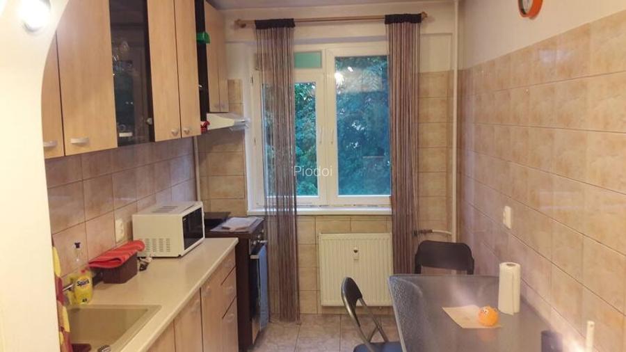 Apartament cu parcare in bloc reabilitat Apartament cu parcare in bloc reabilitat