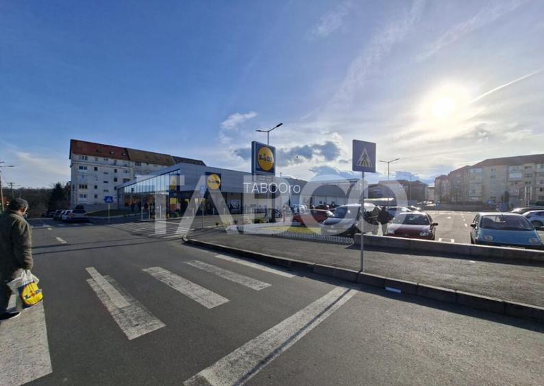 Apartament etaj 1 in zona Calea Poplacii 3 camere si balcon