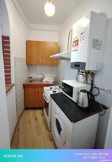 Ap 1 cam, etajul 1,zona UMF,pe Sararie - 3