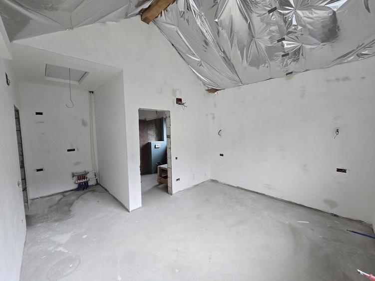 Apartament cu 2 camere 56,40 mp + 30 mp pod - Busteni cartier Zamora - 7