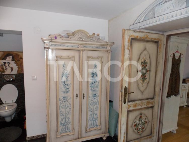 Casa de vanzare specific sasesc si atelier pret avantajos Cisnadioara - 7